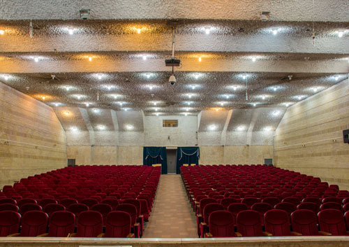 سالن همایش دکتر طاهری صنعتی شیراز